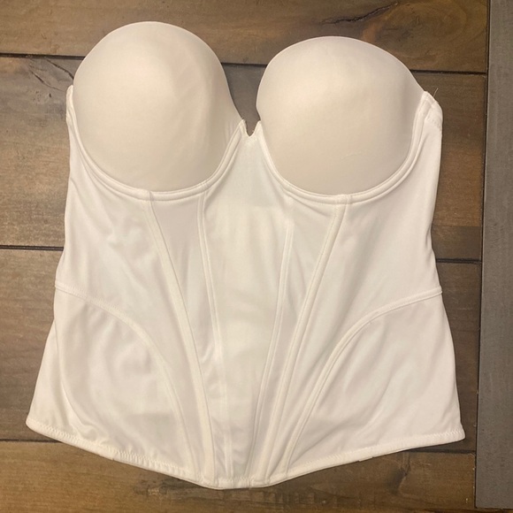 Cassandra Intimates white corset bone shaped bridal size 38B - Picture 1 of 5